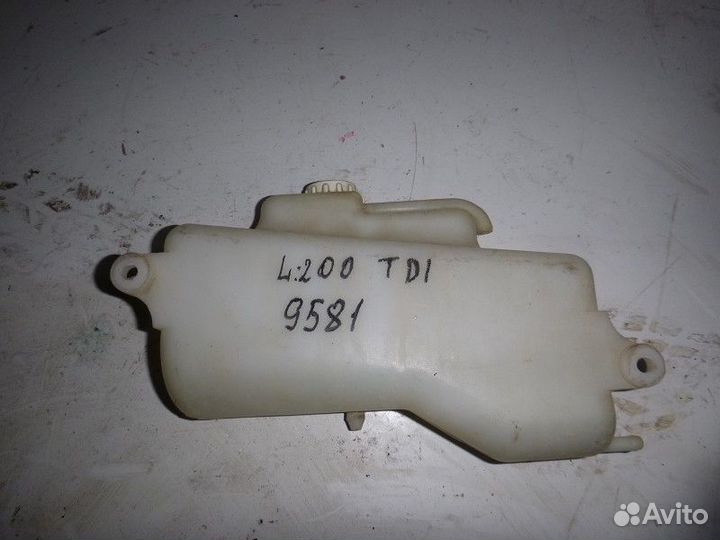 Бачок расширительный mitsubishi L200 (KB) 2006