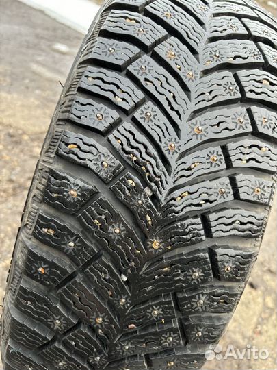 Michelin X-Ice North 4 185/65 R15 92T
