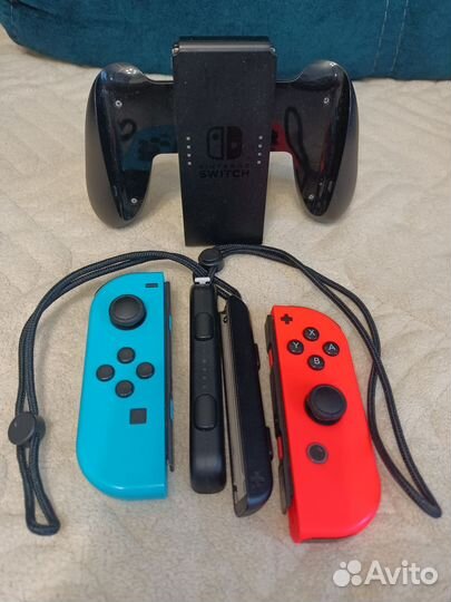 Nintendo Switch rev1 чипованая + 128 Гб комплект