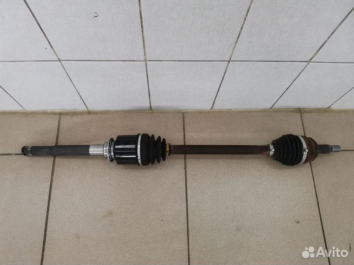 Приводной вал правый в сборе Outlander 3 2,0 2,4