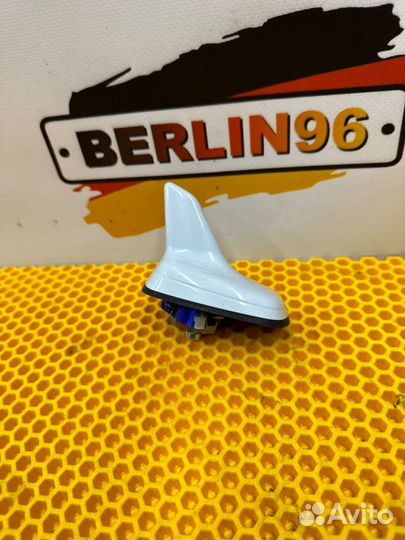 Антенна на крышу Mercedes-Benz E-Class 272.980