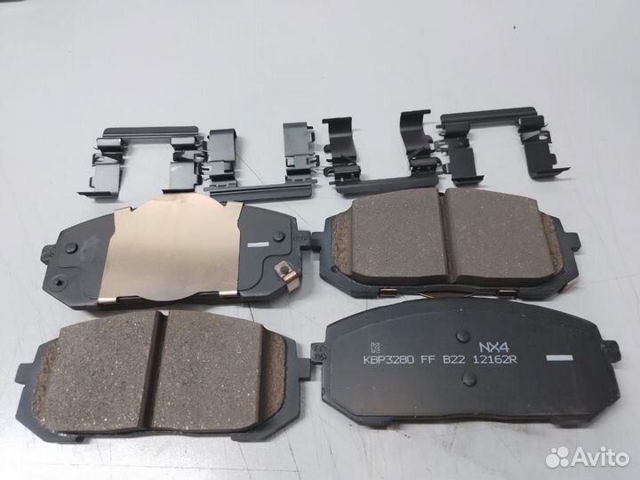 Колодки передние Tucson NX4. Оригинал. Новые