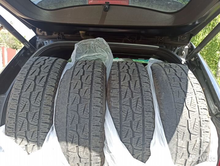 Bridgestone Dueler A/T 245/60 R18 105H