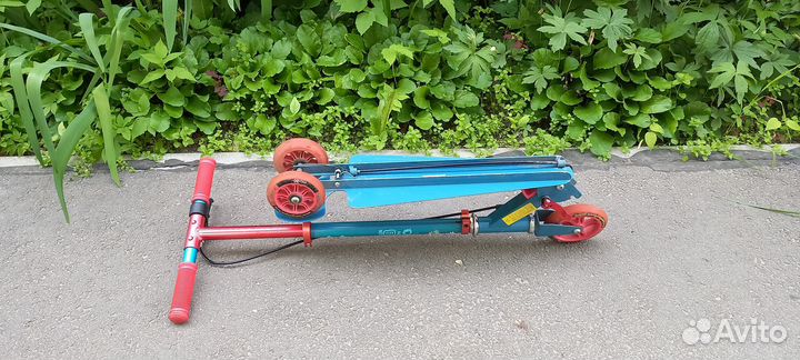 Трехколесный самокат Explore