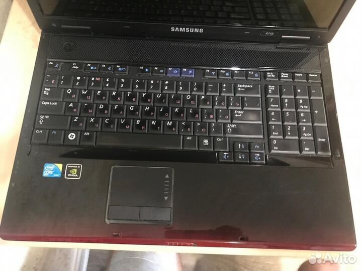 Ноутбук Samsung NP-R710H - 17 дюймов