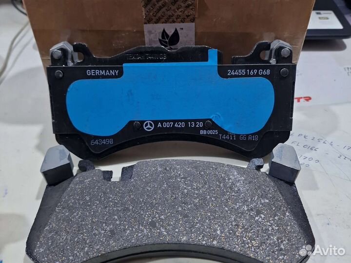 Колодки на мересдес E213 и S222