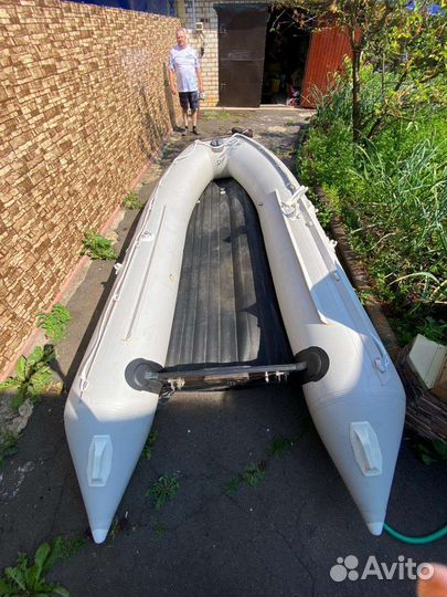 Надувная лодка solar 380