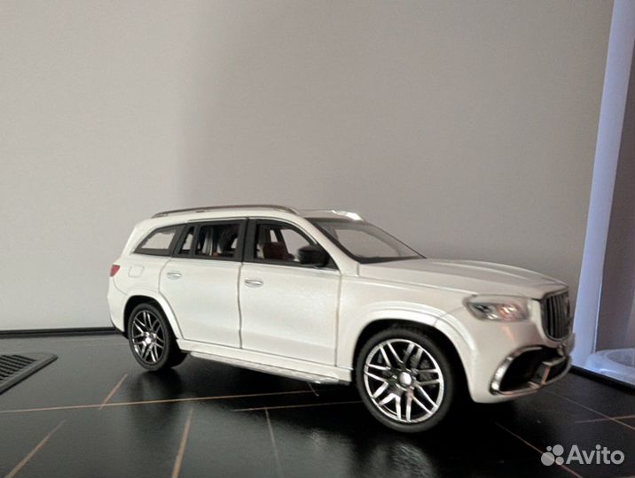 Машинки металлические модельки