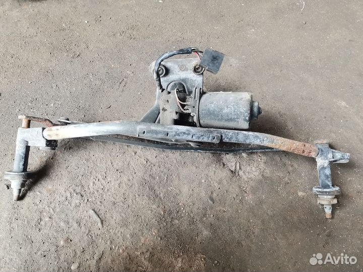 Трапеция стеклоочистителей Mercedes Vito w638