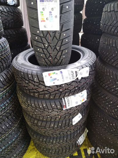 Headway HW503 215/60 R17 96T