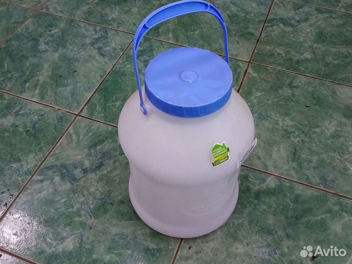 Бидон пластиковый для пищевых продуктов 8 литров