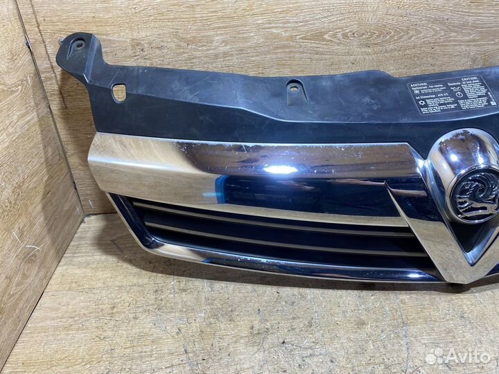 Решетка радиатора Opel Astra H рест Арт. 130329