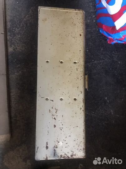 Старинный медицинский шкаф-аптечка 30-40 гг