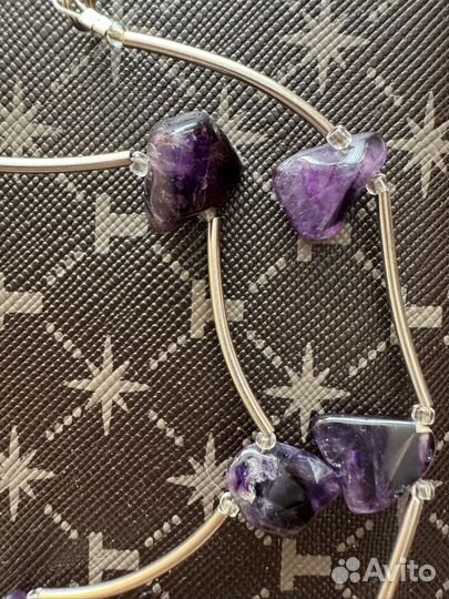 Украшение на шею