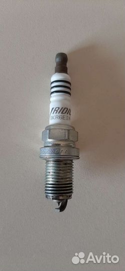 Свеча зажигания Denso SK20R11