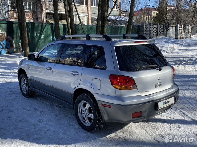 Mitsubishi Outlander 2.4 AT, 2004, 220 000 км