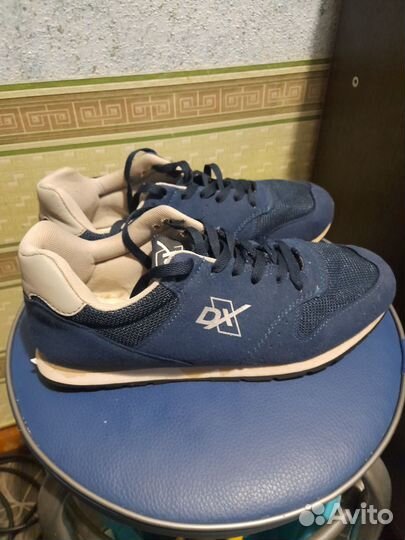 Кроссовки мужские 40 размер