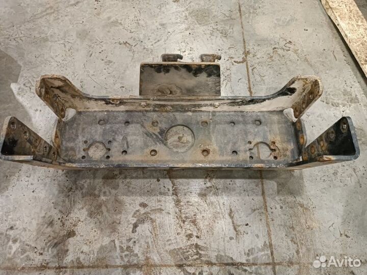 Траверса рамы поперечная задняя Man Tgx