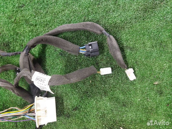 Проводка двери Chevrolet Captiva 95083456