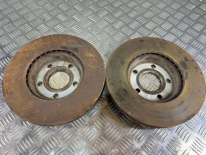 Передние тормозные диски Ford Focus 3 2.0