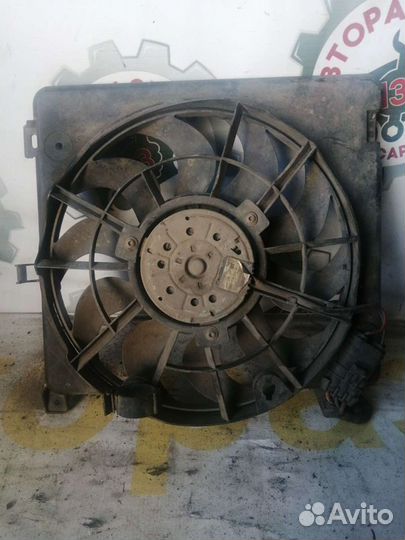 Вентилятор охлаждения диффузор Opel Astra H Z17DTJ