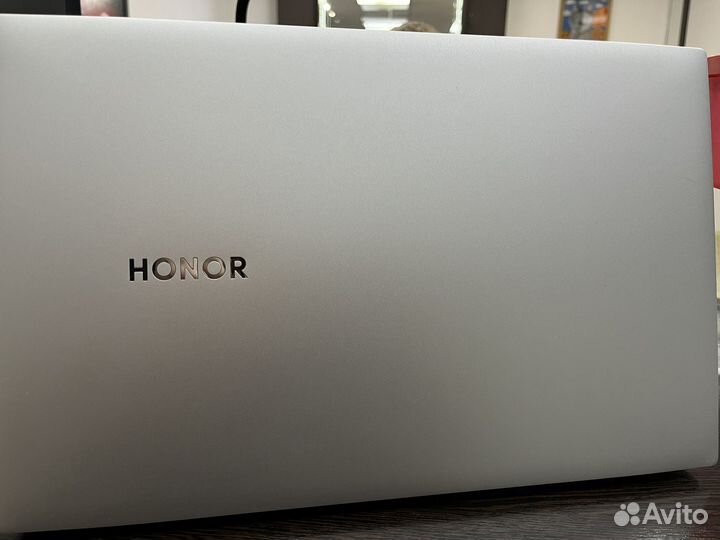 Honor magic book pro