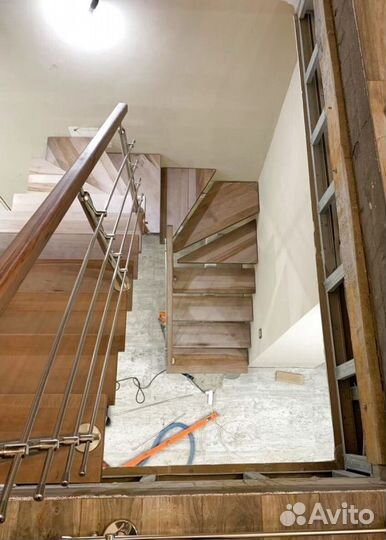Лестница в коттедж
