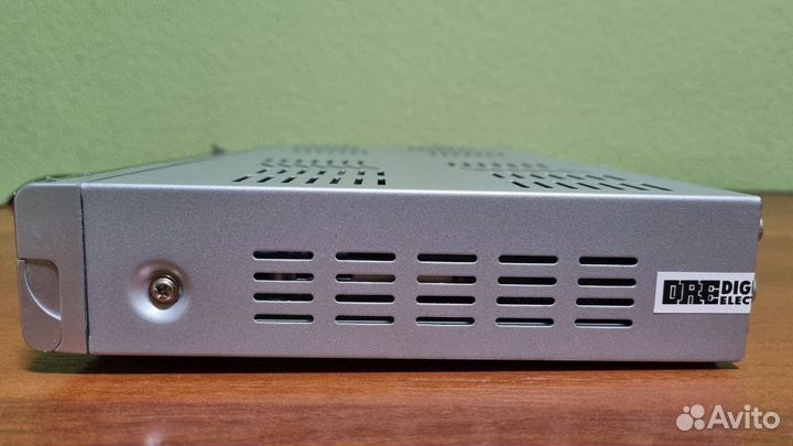 Цифровой спутниковый ресивер