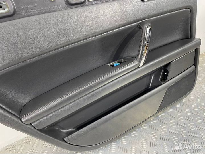 Обшивка боковой двери задняя левая Volkswagen