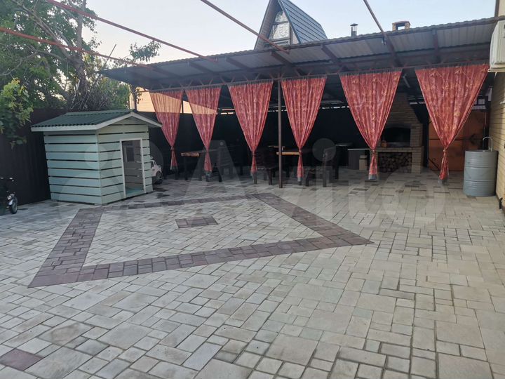 Комната 20 м² в 1-к., 1/2 эт.