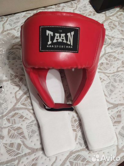 Защита голени, шлем