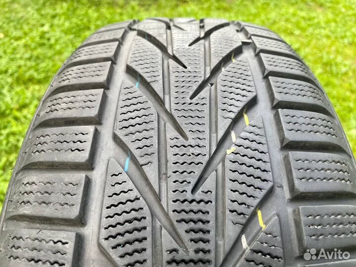 Toyo Snowprox S953 205/50 R17 93H