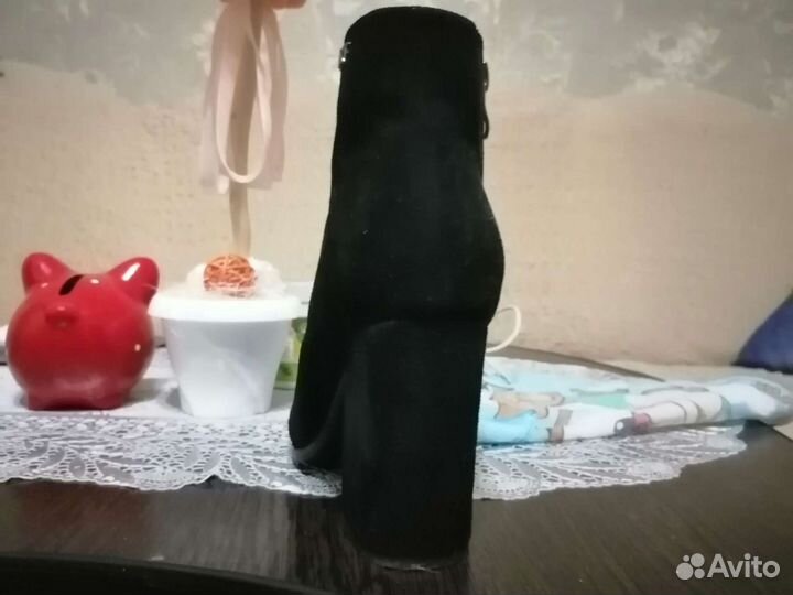 Полусапожки замшевые