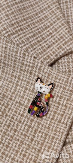 Брошь милый котик