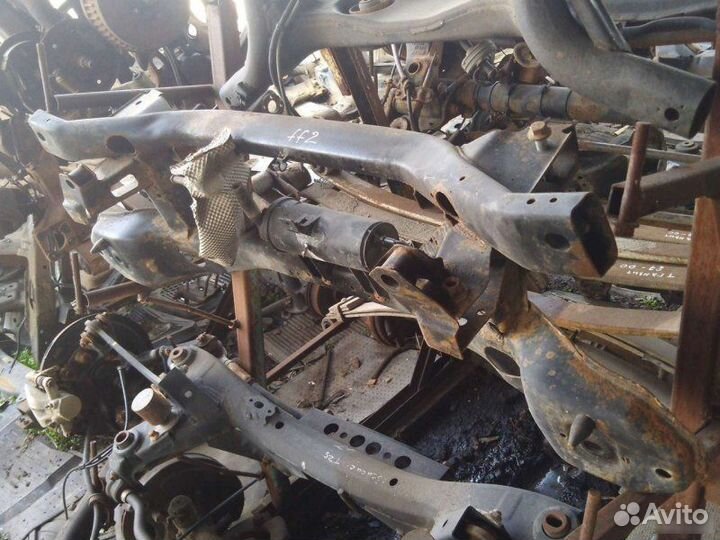 Подрамник задний Ford Focus