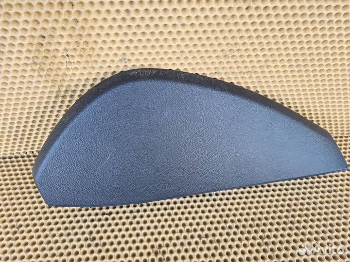 Накладка торпеды передняя левая Infiniti Ex35 Ex25