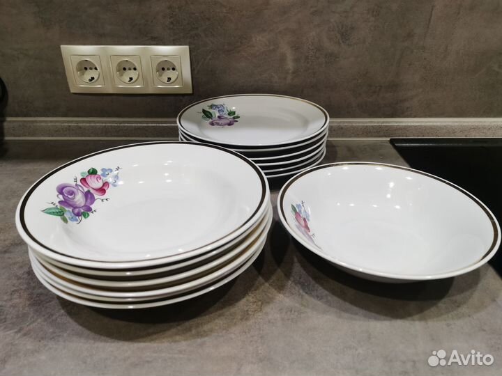 Тарелки набор (фарфор)