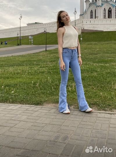 Джинсы женские