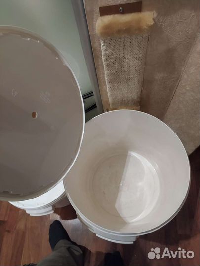 Ведро пластиковое с крышкой 30 литров