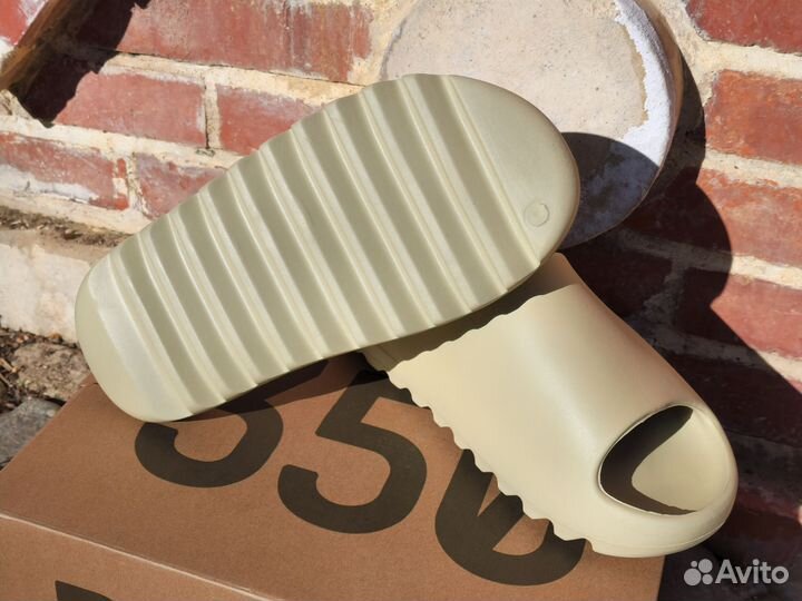 Шлепанцы adidas yeezy slide