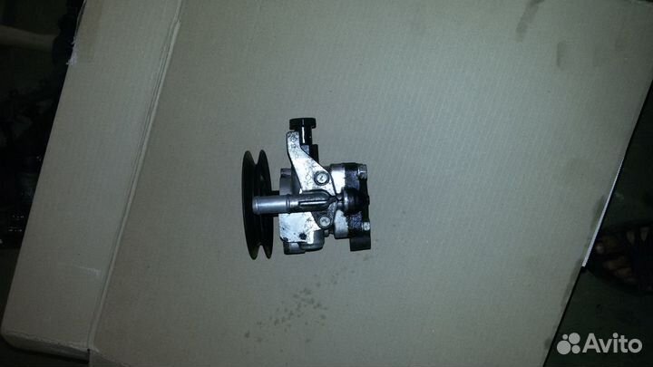 Хендай элантра XD насос гура