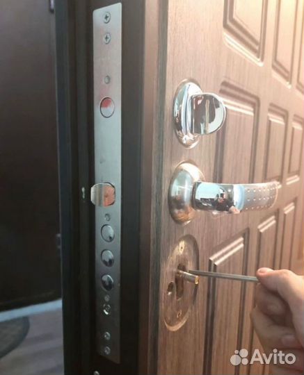 Замена вскытие замков, замена личинок