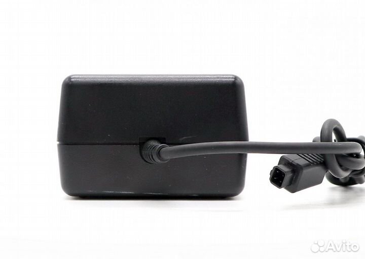 Зарядное устройство Nikon MH-16