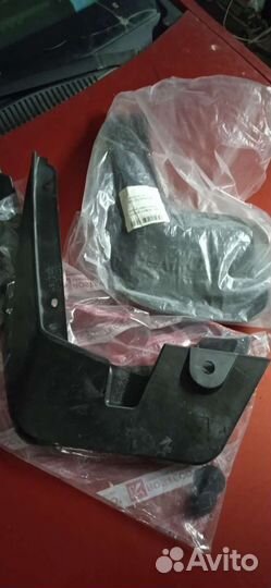 Брызговики LADA largus