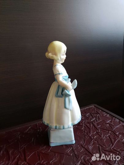 Винтажная статуэтка, Royal Worcester