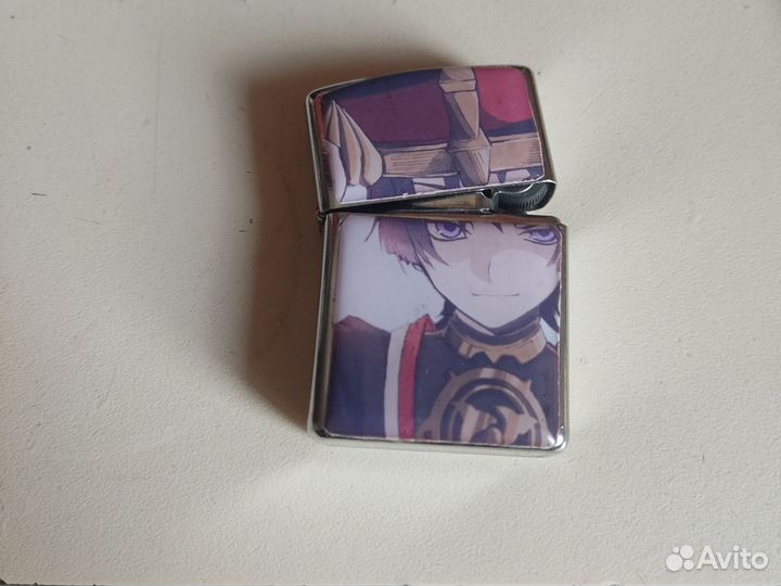 Зажигалка бензиновая