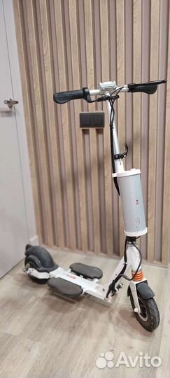 Самокат взрослый электрический