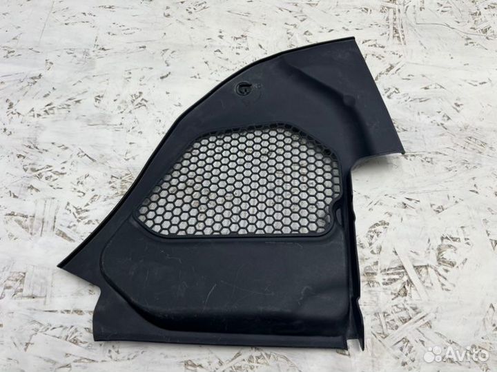 Планка обтекателя передняя правая Bmw G30