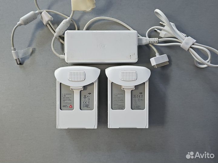 Аккумуляторы и зарядка dji Phantom 4