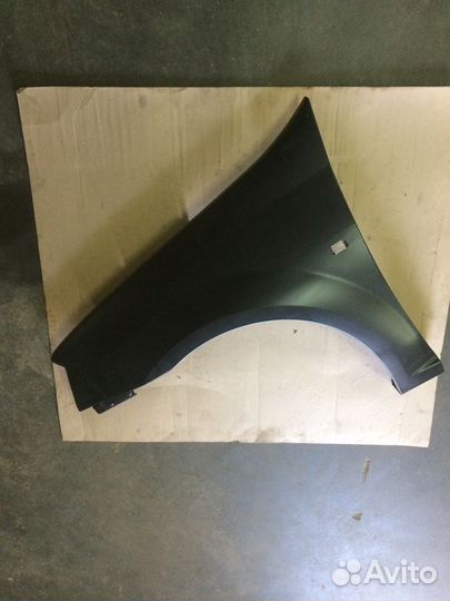Крыло левое переднее Renault Logan 2004-2013
